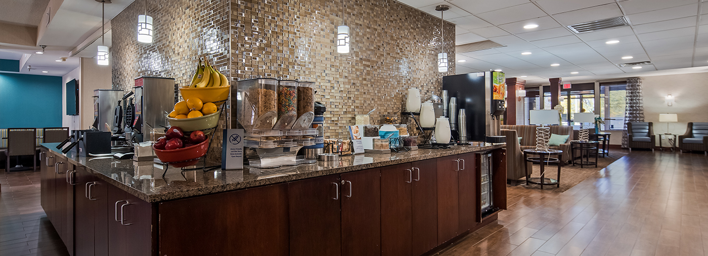 Complimentary Breakfast Buffet at the Galleria Inn & Suites